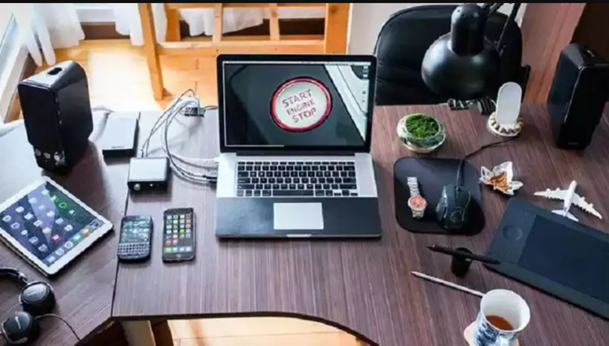 The Latest in Technology and Gadgets Best Smartphones and Laptops of 2025